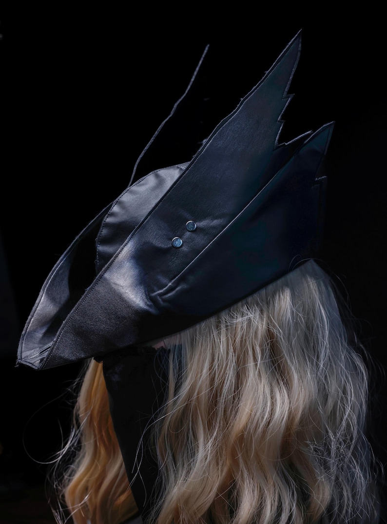 10 Days to Make -•- Custom Bloodborne Hunter Hat, PU Leather Tricorn ...