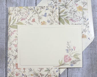 Delicate Floral Note Cards Matching Envelopes Set of 10 Kartos Primavera Cards