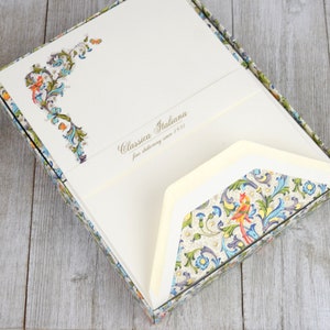 Juego de papelería italiana con sobres Diseño de pájaros Hojas Rossi