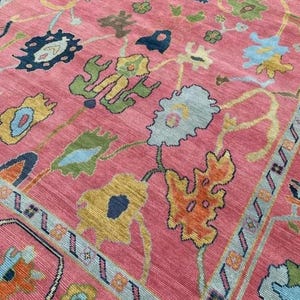 Hand-Knotted Pink Oushak Wool Rug - Vintage Inspired