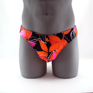 Hawaiian Flame Print Men Bikini Swimsuit - swimwear No Drawstring