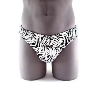 Black & White Leaf Print Men Bikini Swimsuit - swimwear No Drawstring