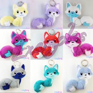 9 fox keychains displayed in various colors as examples for this pattern