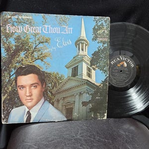 ELVIS PRESLEY VINYL Record Album w/ Cover