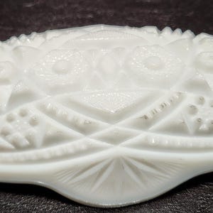 MCKEE  MILKGASS CANDYDISH 1904