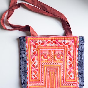 Hmong Embroidered Tote Bag: Ethnic Boho Shoulder Bag with Zipper