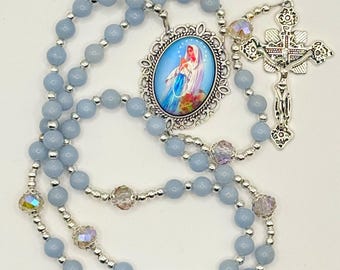 Rosario benedetto con acquamarina e dettagli in cristallo Preciosa