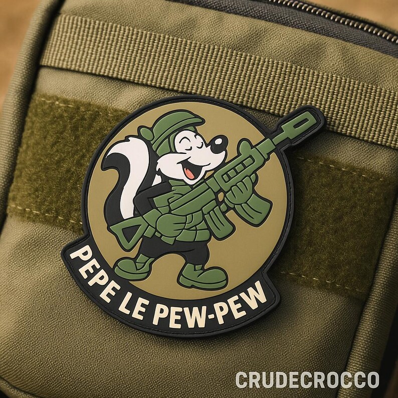 PEPE Le Pew pew Patch Funny Tactical Velcro Patch Military Morale 