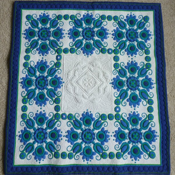 Quilted Tablecloth Etsy Quilted tablecloth etsy