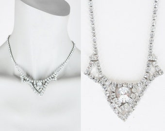 Vintage 50s Necklace / 1950s Rhinestone Rhodium Plated Pointed Bib Necklace