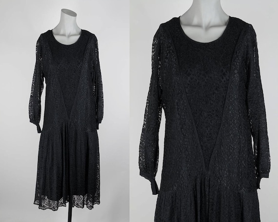 black 1920s dress