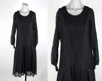 Vintage 1920s Dress / 20s Black Lace and Silk Drop Waist Flapper Dress XS S