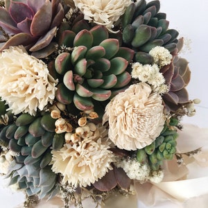 Succulent & Sola Bouquet // Bridal Bouquet image 2