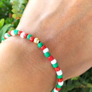 Colorful Beaded Bracelets, Personalized Letter Beads Bracelet, Custom Name Friendship Bracelets, Handmade Jewelry for Kids & Women kinda