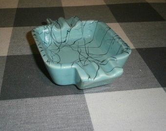 Vintage Shawnee Squiggle Aqua Turquois