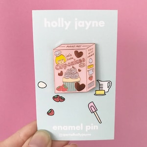 Let&#39;s Bake Cupcakes Club Pin (Flawed/Seconds)