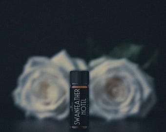 Clean Fresh Laundry Perfume, Vintage Pear Soap, Luxury Resort Scent, Pool Water Fragrance