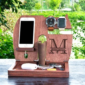 Personalized Docking Station charger,Docking Station,christmas gift,fathers day gift,groomsman gift,gift for him,personalized docking