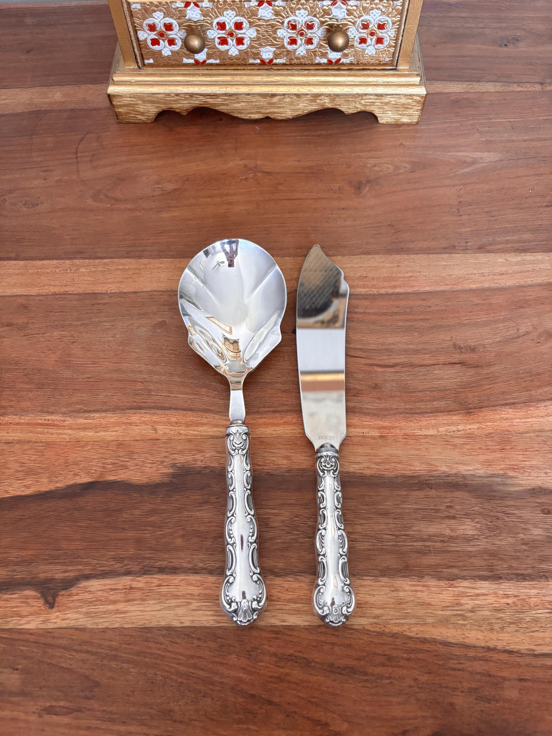 Burke and Wallace - Etsy Canada