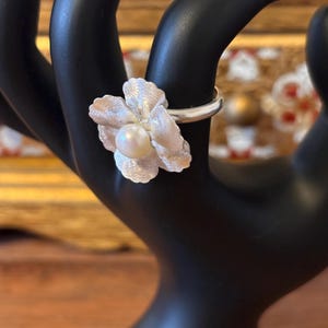 Vintage Silver Flower Ring with Freshwater Pearl, Size 7