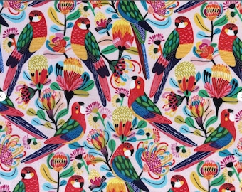 キルステン・カッツ ピンク ロゼラ鳥柄生地（1ヤード単位）、オーストラリア原産花柄コットン、ピンクの植物キルティング素材、深紅のロゼラ柄