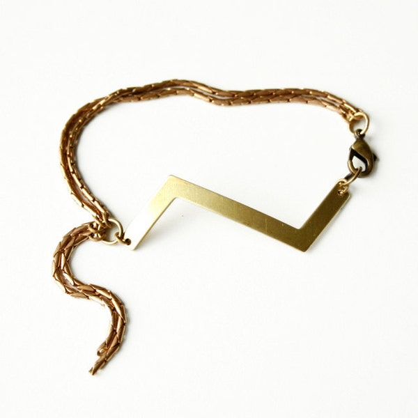 The Zigzag bracelet with snake chain