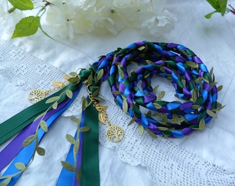 Cordon de reliure de mariage Green Leaf - bleu roi, violet foncé, vert forêt - avec breloques en or - mariage dans les bois