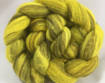 Promo code:WOOL15 Mixed BLUEFACED LEICESTER 4.4 oz    Yellow spin felt spinning  wool is why combed top , wet felting, fiber arts