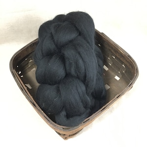 Black Merino Wool Combed Top - 4oz Fiber for Spinning, Felting & Weaving