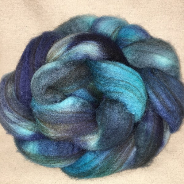 Promo code:WOOL15 4oz Bfl Wool for SPINNING spend 100    combed top BLUES wet felting, fiber arts Turquoise navy