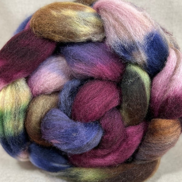 Promo code:WOOL15  FROSTED BERRY Mixed BFL Bluefaced Leicester wool 4 oz spinning combed top felting wet felting fiberarts navy sangria clay