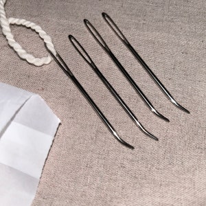12 Pieces Yarn Needle, Tapestry Needle Bent Embroidery Needles Bent Tip  Needles, and 6 Pieces Large-Eye Blunt Needles with Iron Box for Knitting