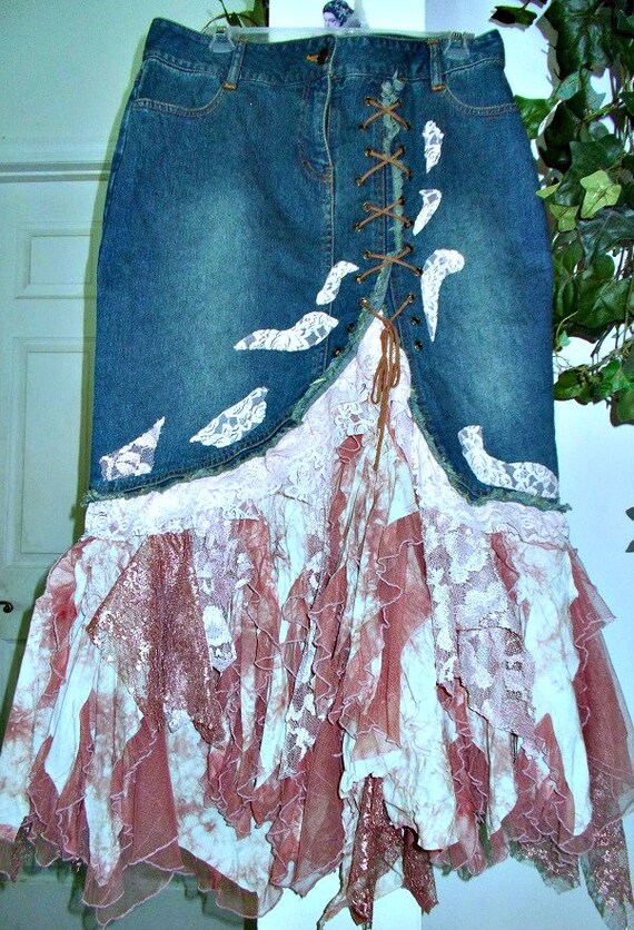 the red thread S lace up skirt denim
