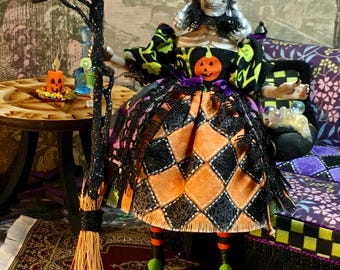 Handmade Miniature Witch Doll, 1/12 Scale Dollhouse Good Witch