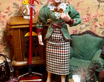 Dollhouse Miniature Doll, Dollhouse Doll, Dollhouse Miniature, Daphne Heathside