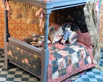Doll House Furniture, Miniature Furniture, Dollhouse Miniature, The Little Girl Blu Bed