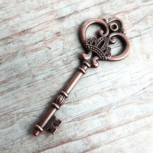 Large Skeleton Key 1 Steampunk Vintage Style Wedding 82mm/3.25" Pendant Ornate Rustic Copper