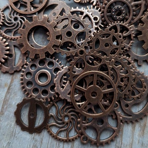 Assorted Gears 50 Rustic Copper Steampunk Cog Charm Pendant Mixed Sprockets Metal Gear Steampunk Cog Spur 10mm-26mm Bulk Lot 50 pc Set