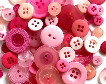 Red Buttons 100pcs Assorted Shades /& Sizes Bulk Lot Aussie Seller