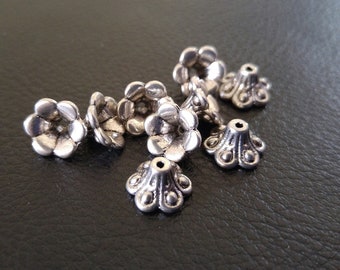 Silber Perlenkappen 10 Antike Silber Blumen Perlenkappen 8mm Perlenkappen Blumen Spacer Zubehör 10Stk Vintage Look