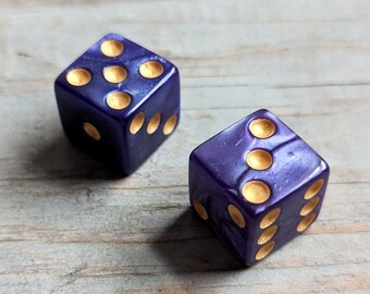 Dés violets avec pépins d’or 2 tourbillons marbrés conception Taille standard 16mm Coins carrés Six Face 2 Die