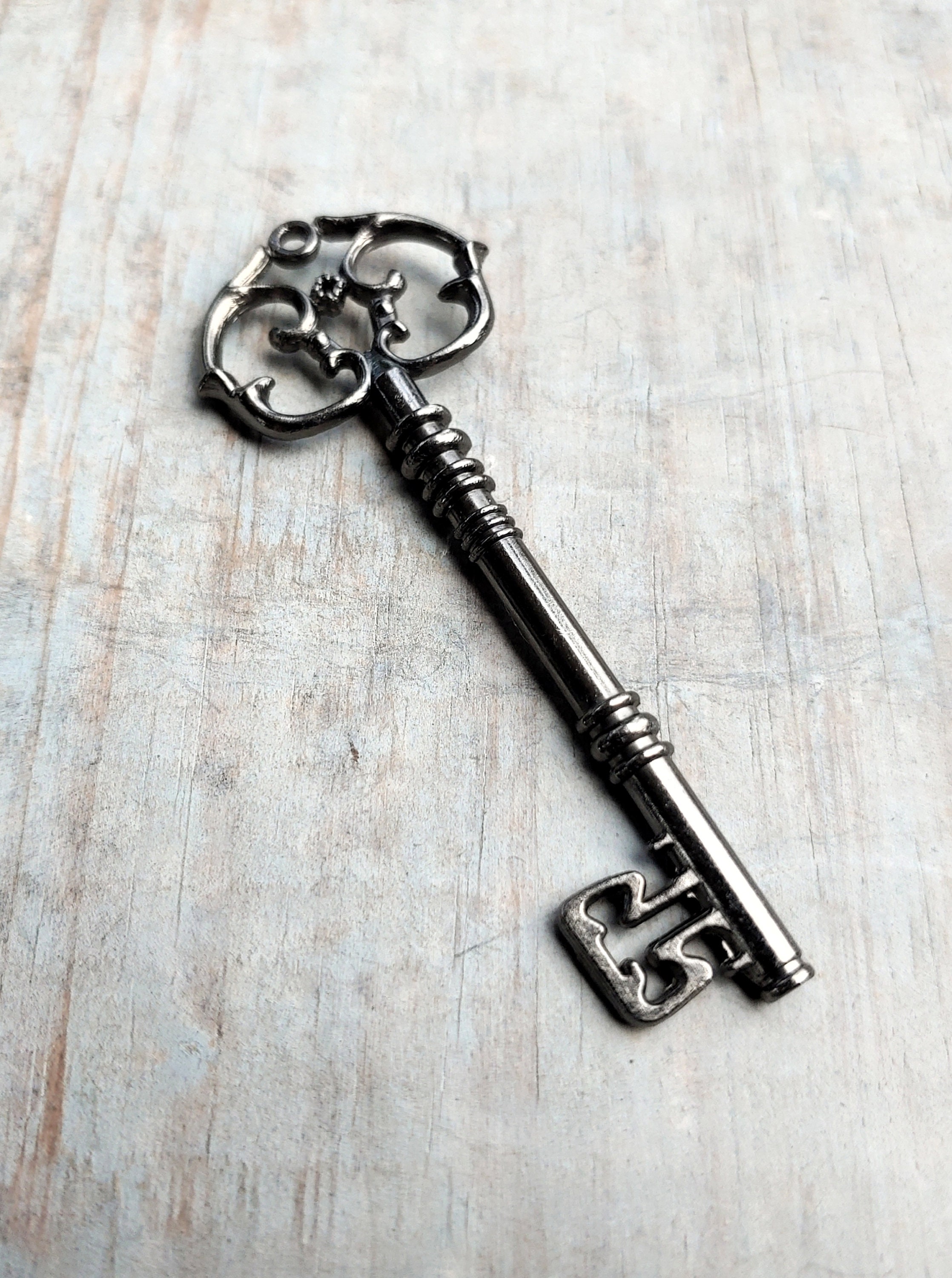 Bulk Large Skeleton Keys Bulk 100 Steampunk Vintage Look