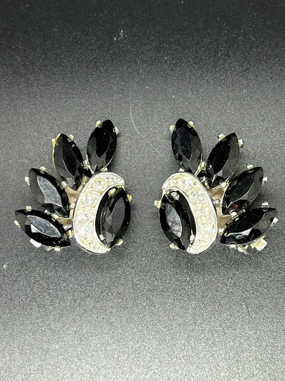 Sarah Coventry Signed Black Crystal Rhinestone Ear