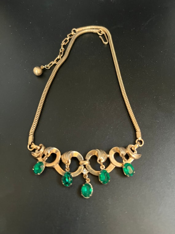 Trifari Signed Green dangle Necklace