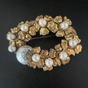 Rare Marium Haskell Pearl Brooch