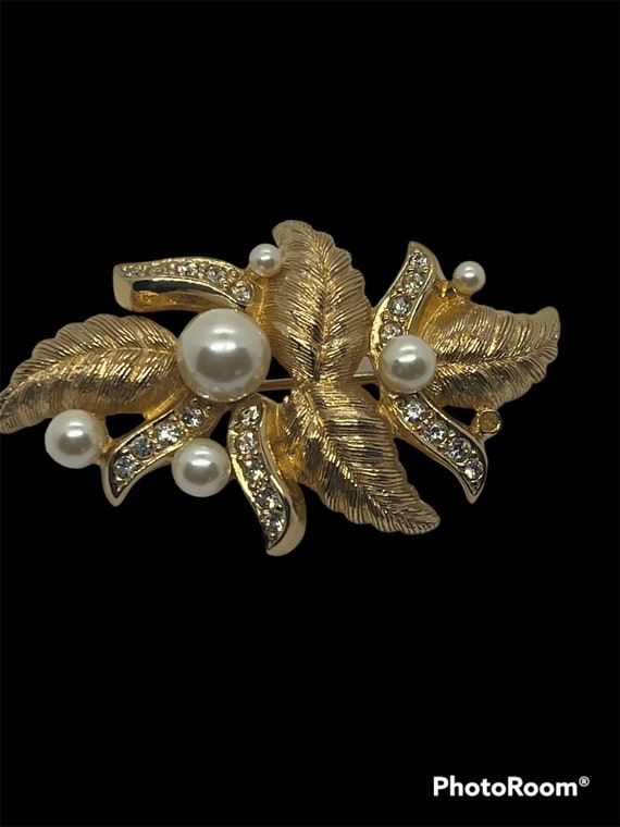 CHR Dior Signed Gold Tone Brooch Faux Pearls - image 1