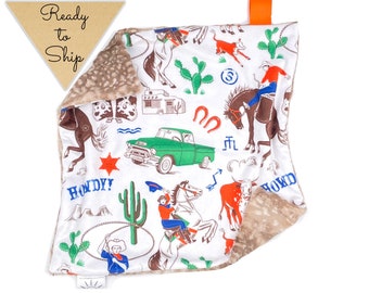 Manta de peluche de 43 x 43 cm - ¡HOLA! - Manta de peluche para bebé - Manta de seguridad - Regalo para bebé - Niño - Manta para bebé - Manta de peluche - Abrazo - Vaquero - Caballos - Oeste - Rodeo