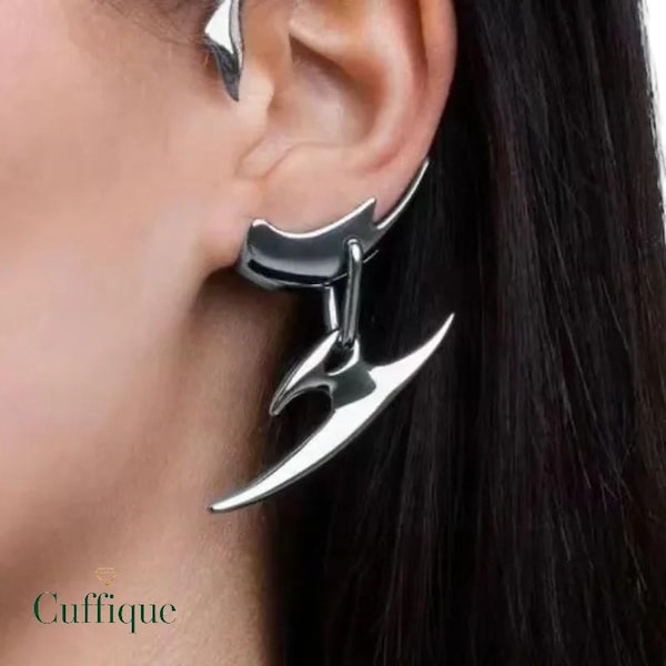 Pendiente de oreja Cyberpunk Dagger: con clip mecánico, sin perforaciones