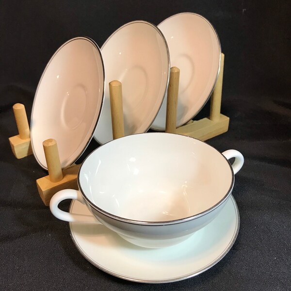 Bol à Soupe Et Soucoupe Wedgwood Senator - Porcelaine Os, Blanc Et Or, Motif Hirondelle, Occasion