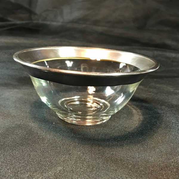 Dorothy Thorpe Silver Rimmed Olive Bowl, MCM Vintage